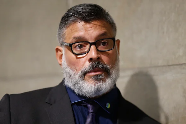 Alexandre Frota faz lobby de suplemento alimentar na Anvisa