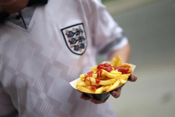 Copa: torcedores reclamam da comida cara nos estádios dos EUA