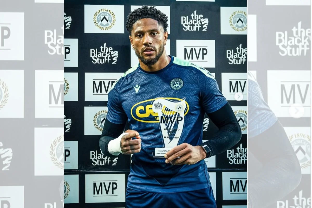 Goleiro nigeriano Maduka Okoye Goleiro nigeriano Maduka Okoye