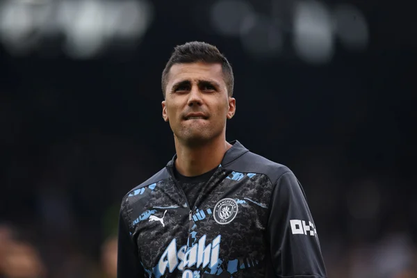 Foto colorida de Rodri, meia do Manchester City - Metrópoles