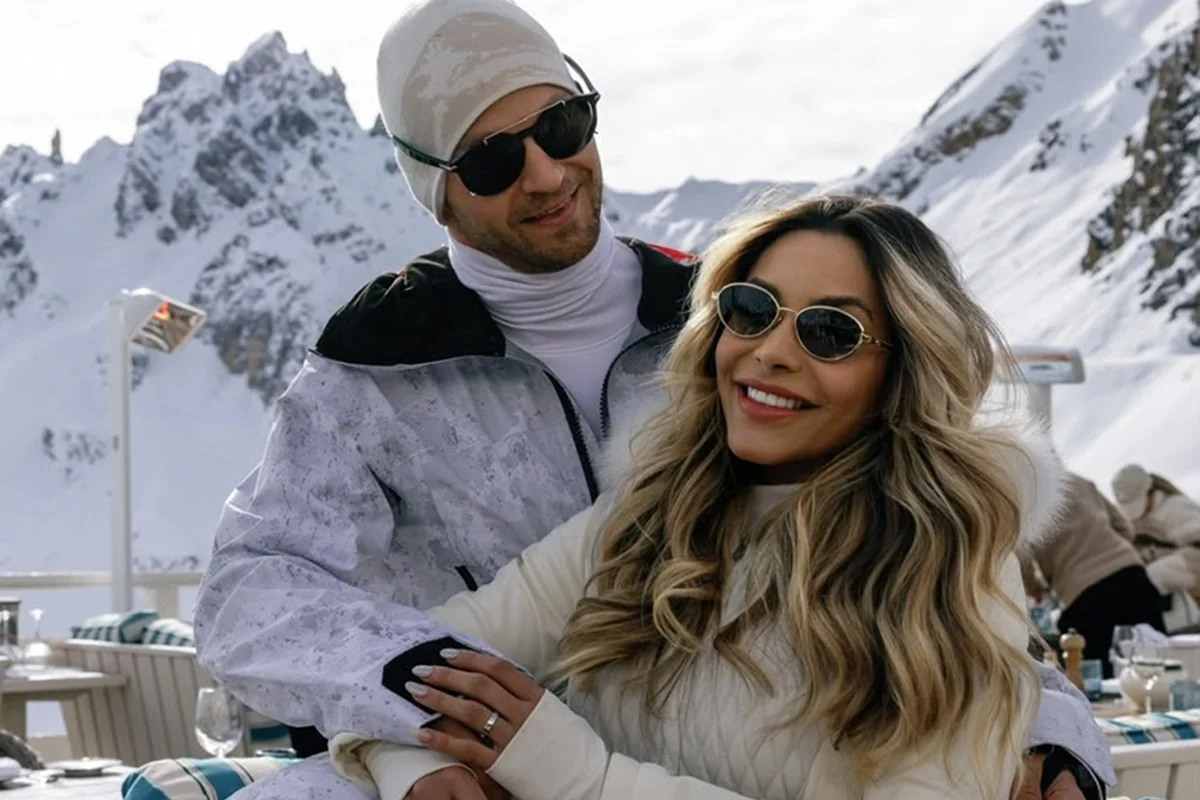 Bailarina de Leonardo, Fernanda Hernandes detalha casamento intimista com Marcos Caputo Bailarina de Leonardo, Fernanda Hernandes detalha casamento intimista com Marcos Caputo