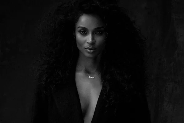 Ciara em campanha da LITA by Ciara, linha da The House of LR&C/Divulgação