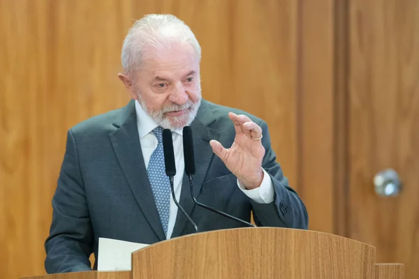 O Presidente Luiz Inácio Lula no Palácio do Planalto - Metrópoles 5