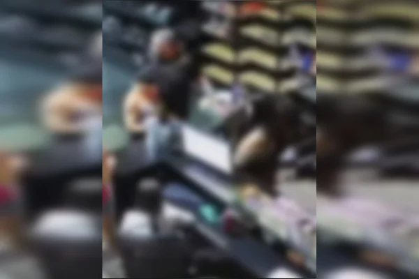 Aluna é enganada e promete doar medula à filha de golpista do crossfit