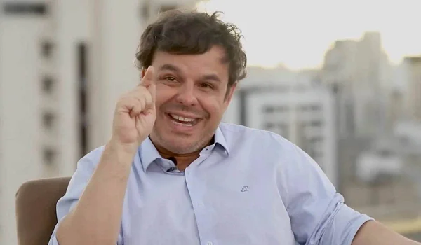 Adrilles usa R$ 1,67 mi do Fundão para contratar empresa que produz programa de colegas da Jovem Pan