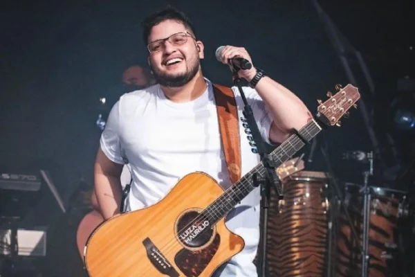 Cantor Maurílio
