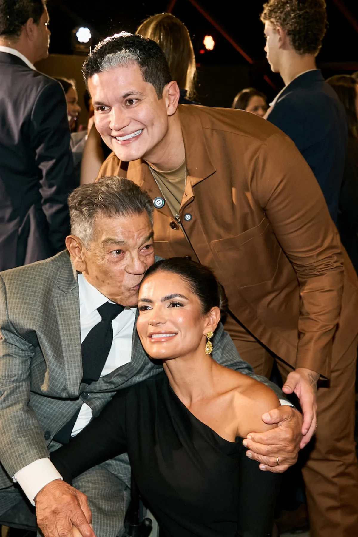 Victor Reis com o pai Erenito Dias Reis e a irmã Bruna Reis Victor Reis com o pai Erenito Dias Reis e a irmã Bruna Reis