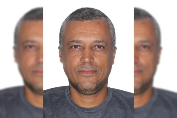 Ex-policial que queimou delegado aposentado vivo se entrega à PCMG