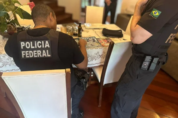 PF apura apologia ao nazismo e criação de nudes falsos de deputados
