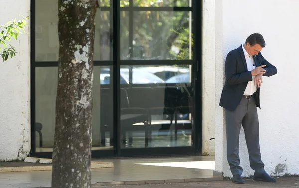 Governo Bolsonaro conclui menos da metade das metas dos 100 dias