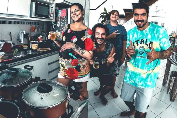 Caio Castro Amigos
