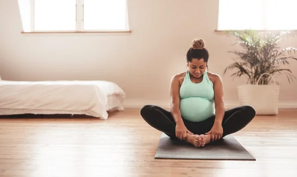 Saiba o que é e como perder a “barriga de mamãe” pós-gravidez