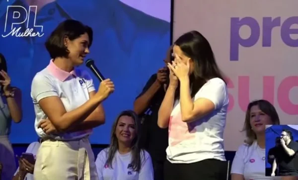imagem colorida Michelle Bolsonaro