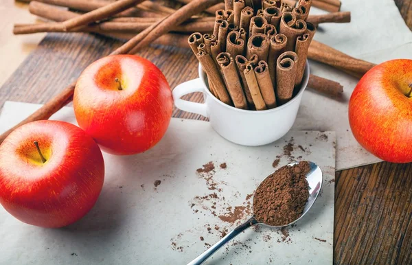 maçã e canela