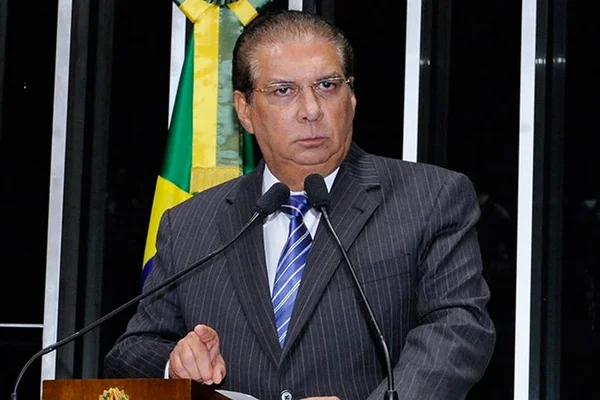 Citado na delação, Jader Barbalho chama Machado de “criminoso”