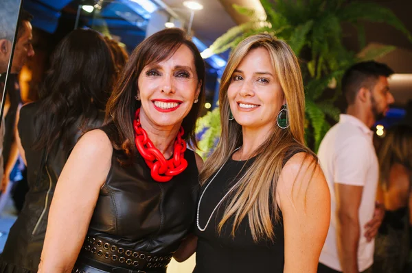 Cleucy Oliveira e Ana Paula Gontijo Cleucy Oliveira e Ana Paula Gontijo