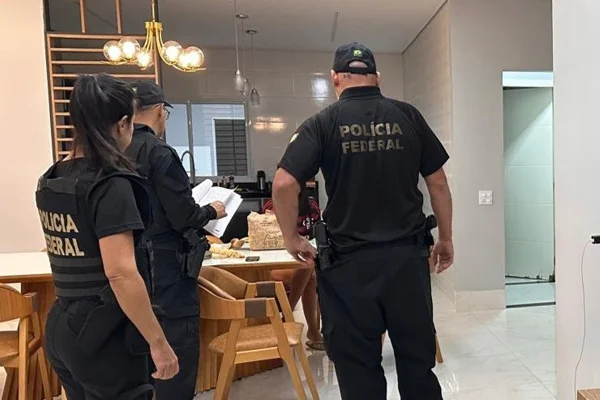 PF prende ex-CAC investigado por ligação com consórcio do tráfico no DF