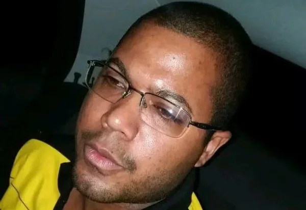 Imagem colorida do traficante Jean Carlos Nascimento dos Santos, o Jean do 18 - Metrópoles