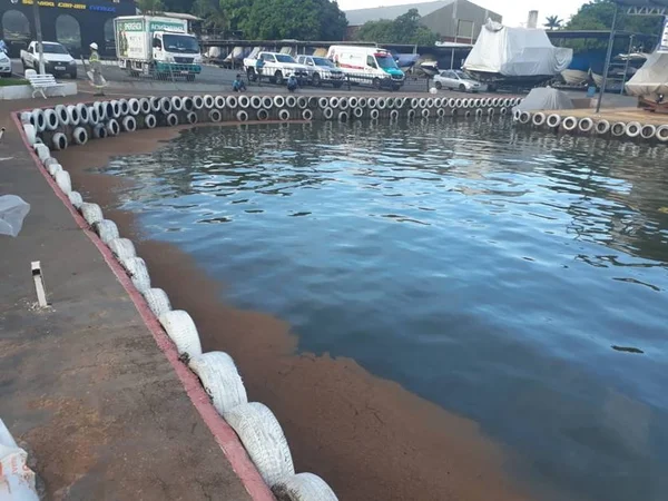 Polícia Civil investiga vazamento de óleo no Lago Paranoá