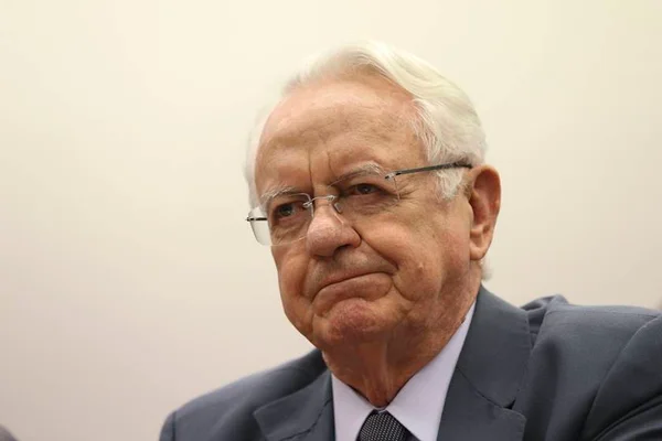 Carlos Velloso recusa convite para assumir o Ministério da Justiça