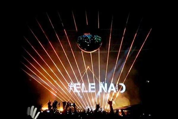 Página de Roger Waters vira campo de batalha após críticas a Bolsonaro