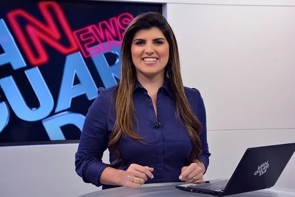 Jornalista desabafa após ser demitida por não conseguir emagrecer