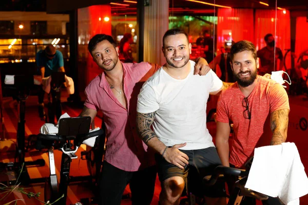 Academia O2 Fitness une aulões com happy hour para aproximar alunos
