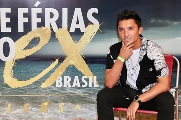 Participante do De Férias com o Ex recebe parabéns de Neymar