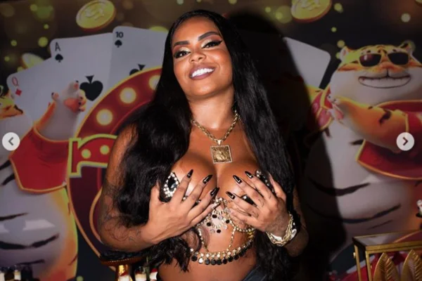 blogueira Vandressa Verônica Sabino Santos, conhecida como Índia Marley