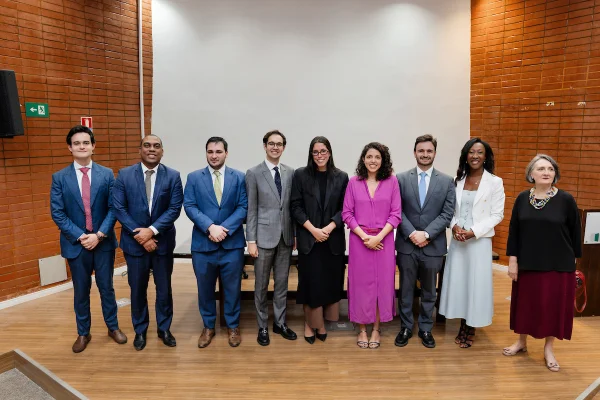 Associação dos ex-alunos de direito da UnB empossa nova diretoria