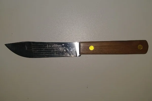 Homem é esfaqueado no abdômen dentro de shopping