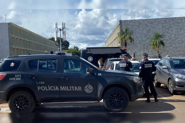 Operação Petardo, Esplanada dos Ministérioes, suspeita de bomba