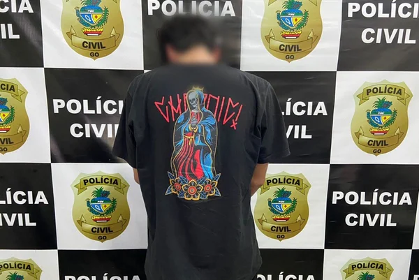 PCGO prende homem que deu golpe em banco e roubou R$ 300 mil