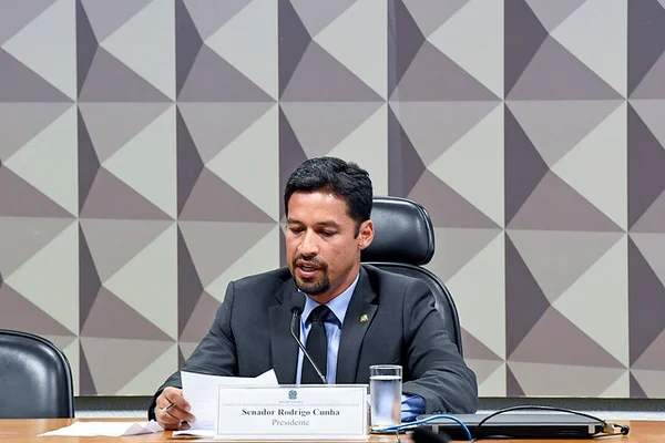 Senado aprova aumento de pena para crime de fraude eletrônica