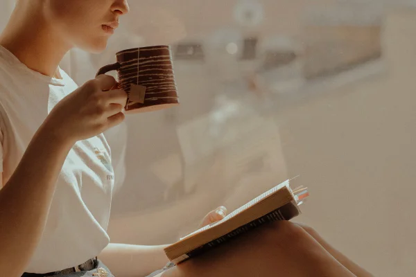 Pausa - chá e livro