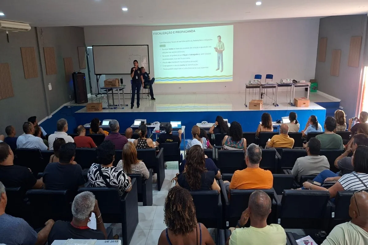 TRE-DF realiza mesários e agentes eleitorais para as Eleições 2026
TRE-DF realiza mesários e agentes eleitorais para as Eleições 2026