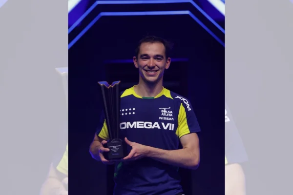 Hugo Calderano soma maior conquista no tênis de mesa no WTT de Doha