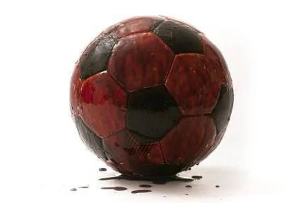 O Outro Lado da Bola: HQ ataca a homofobia no mundo do futebol