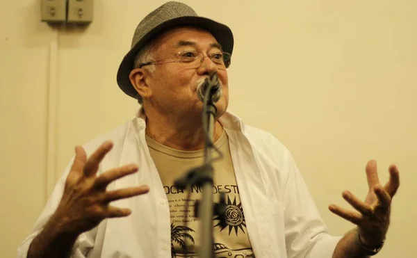 Compositor Chico Salles, ícone do forró e samba, morre aos 66 anos