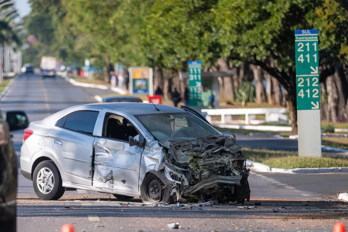 Acidente no Eixinho Sul deixa um morto nesta segunda-feira (22/6) Acidente no Eixinho Sul deixa um morto nesta segunda-feira (22/6)