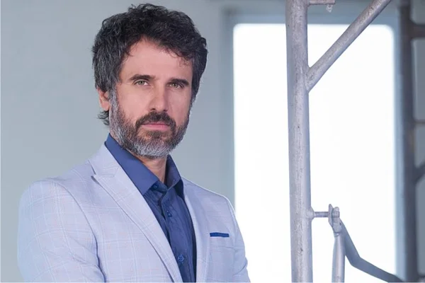 Eriberto Leão, o Samuel de O Outro Lado, revela próximo trabalho