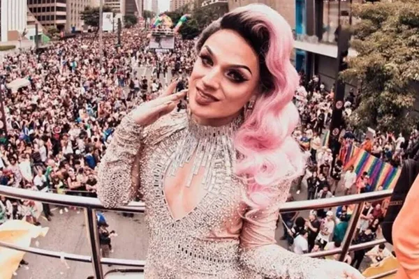 Lorelay Fox será apresentadora da Parada LGBT 2019 no YouTube