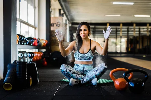 Conheça o dia a dia fitness da empresária Cris Medanha