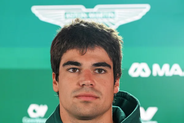Tortura? Stroll compara vibrações na Aston Martin a cadeira elétrica