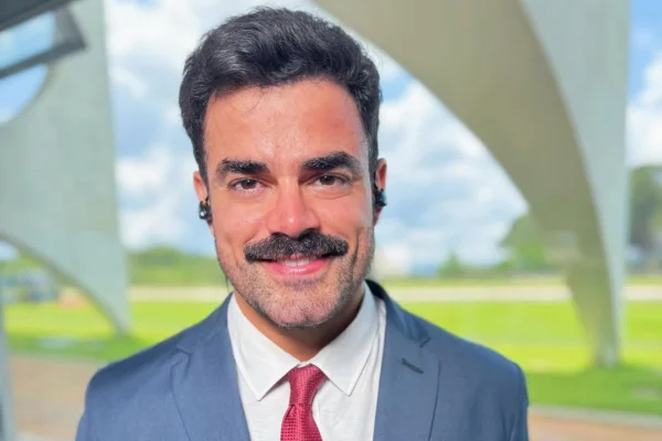 Túlio Amâncio estreia no SBT na próxima semana após pedir demissão da Globo