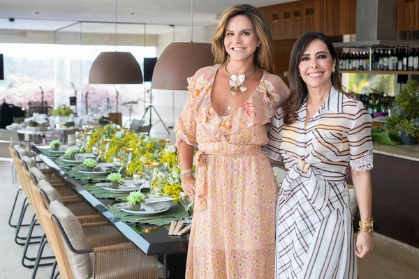 Cleucy Oliveira celebra 60 anos em almoço na casa de Claudia Salomão