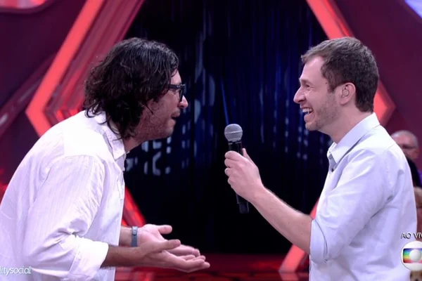 “Tive mais votos que o Aécio”, diz Ilmar ao sair do BBB 17