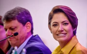 Nos bastidores, crescem as sondagens de da chapa Tarcísio-Michelle, uma forma de garantir o perdão ao ex-presidente