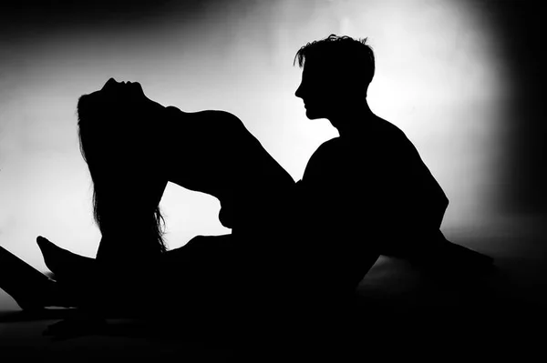 Qual posição do Kama Sutra mais combina com você? Faça o teste!