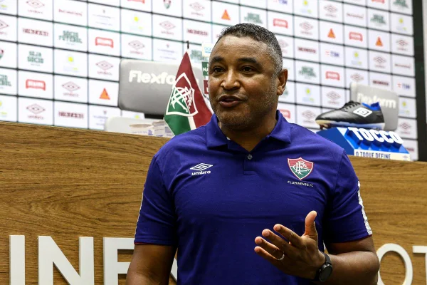 Roger Machado apresentado no Fluminense